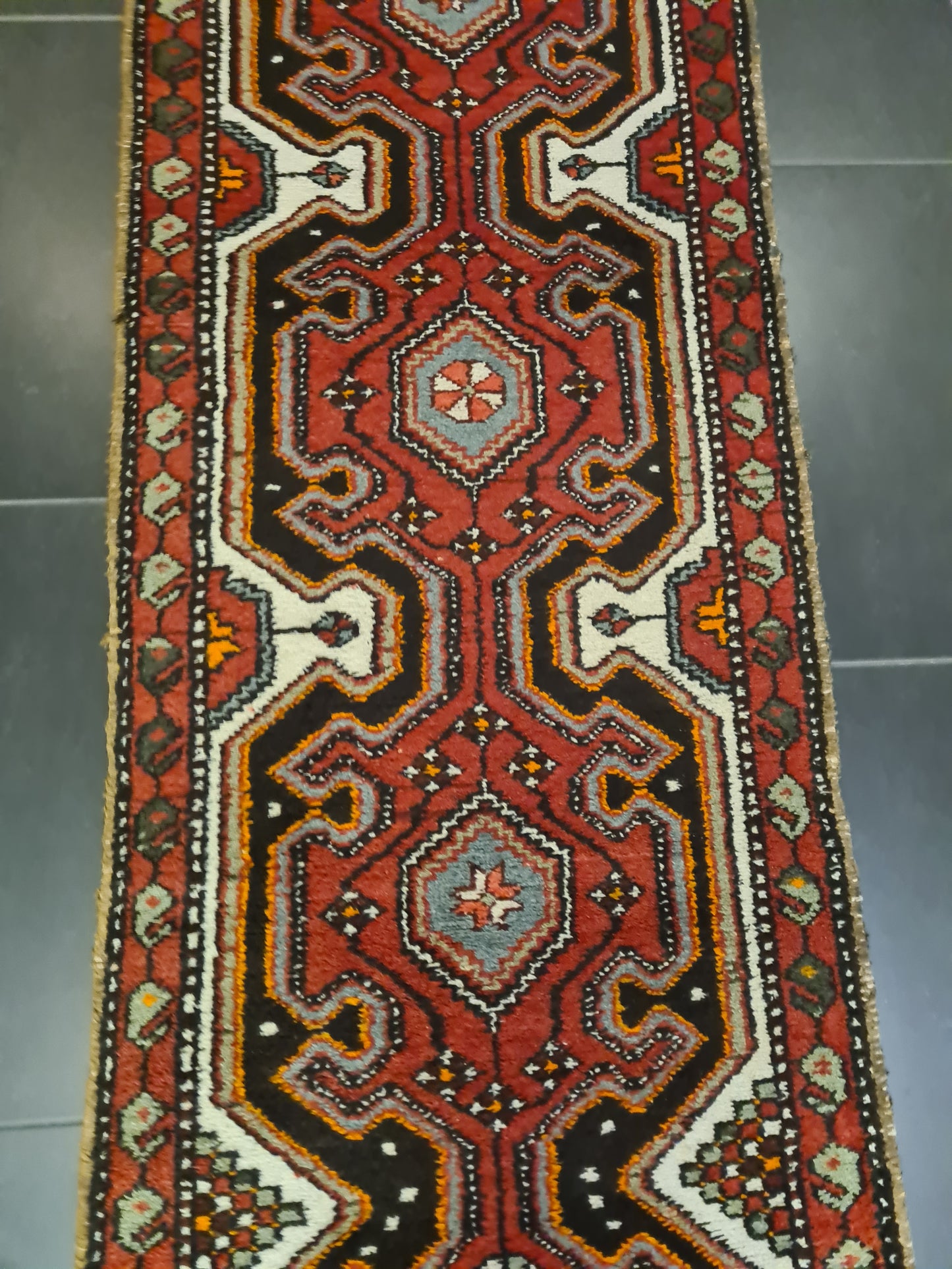 Perserteppich Orientteppich Handgeknüpfter Teppich Malaya antik 282x76cm