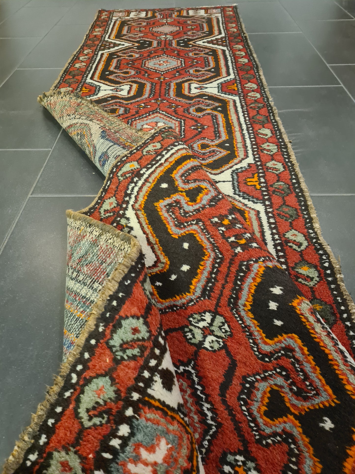 Perserteppich Orientteppich Handgeknüpfter Teppich Malaya antik 282x76cm