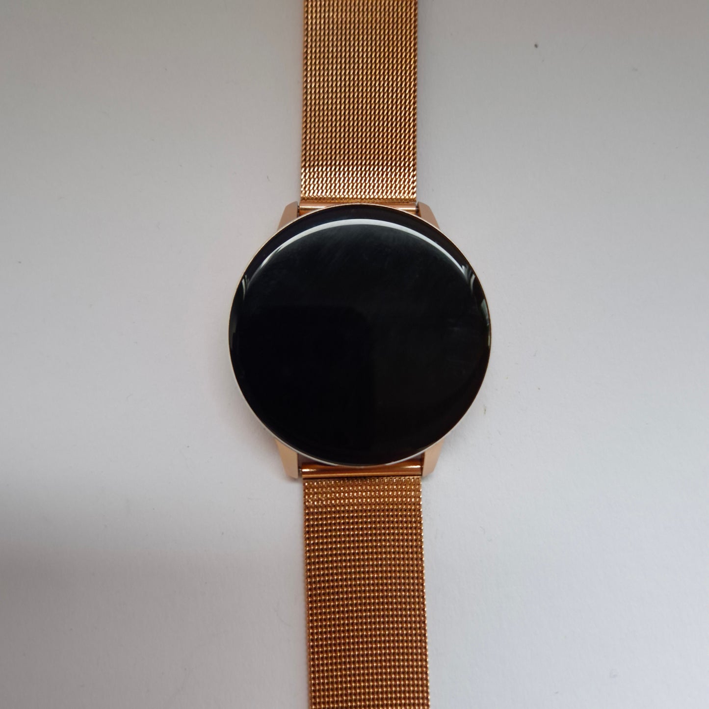 Moderne Smartwatch – Elegantes Design mit Roségold-Mesh-Armband