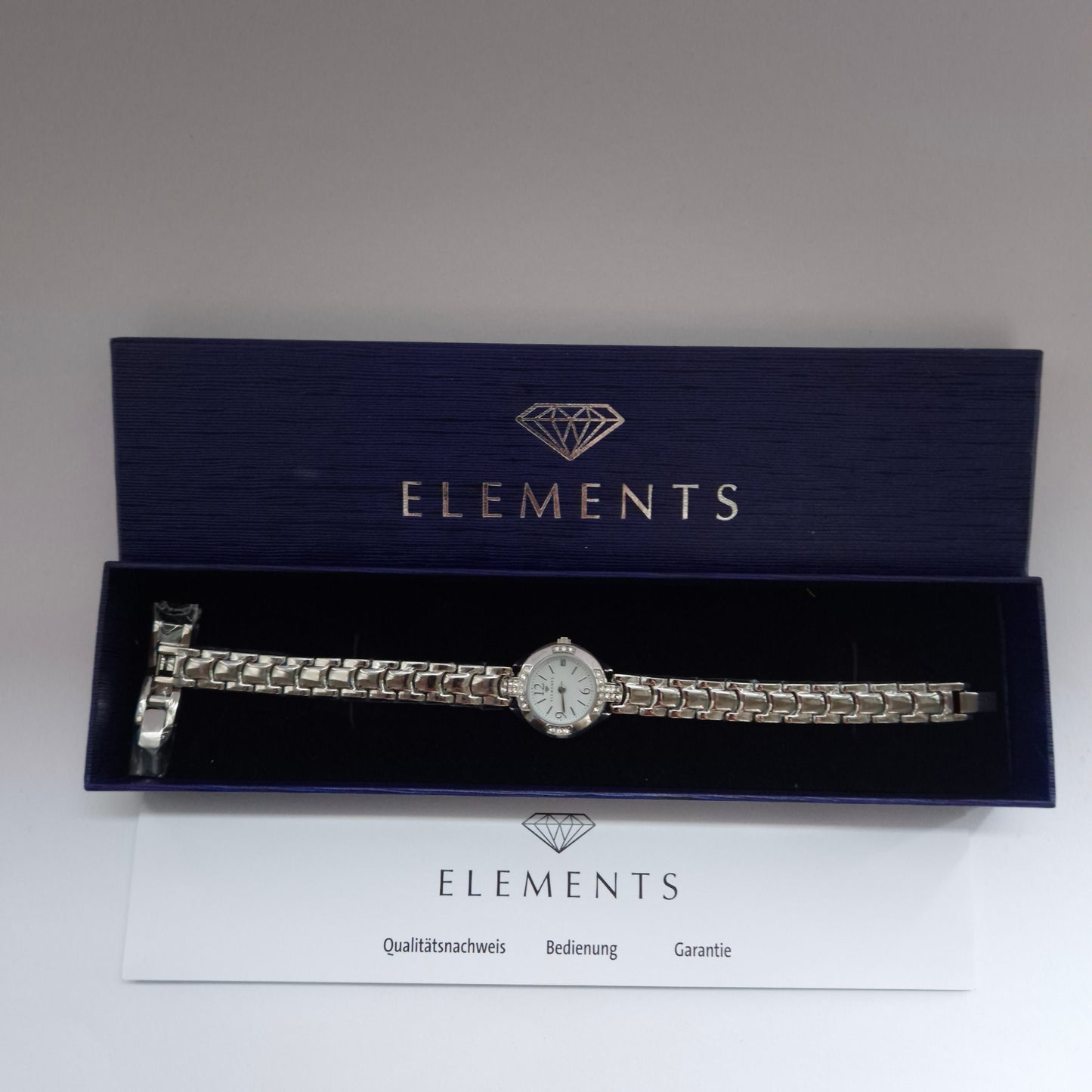 Elegante Damenarmbanduhr mit Swarovski Elements – Luxus und Glanz