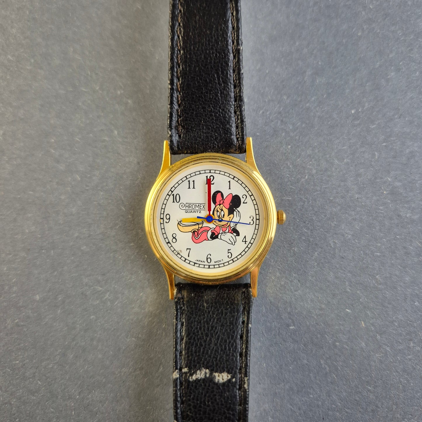 Nostalgische Minnie-Maus-Armbanduhr von Chromex – Ein echter Klassiker für Disney-Fans