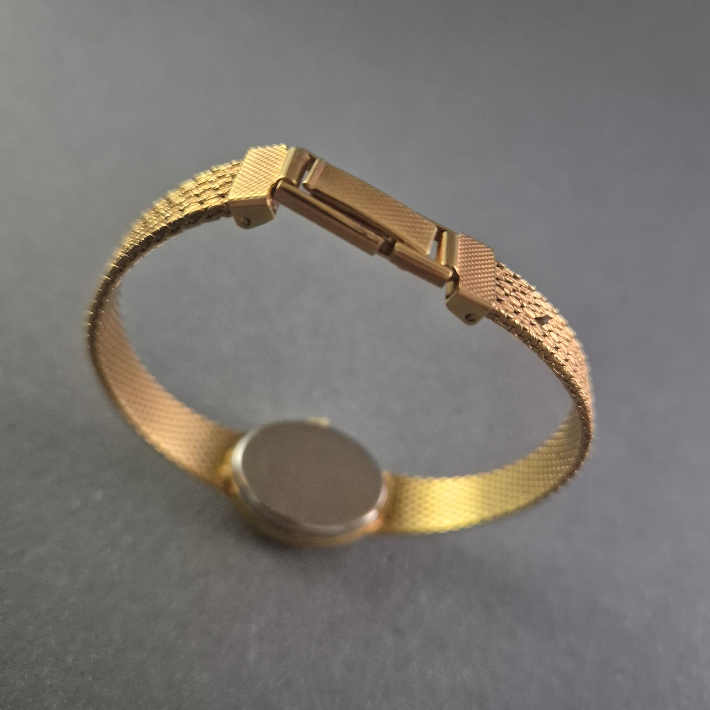 Elegante Damenarmbanduhr von AGS – Klassischer Stil in Gold