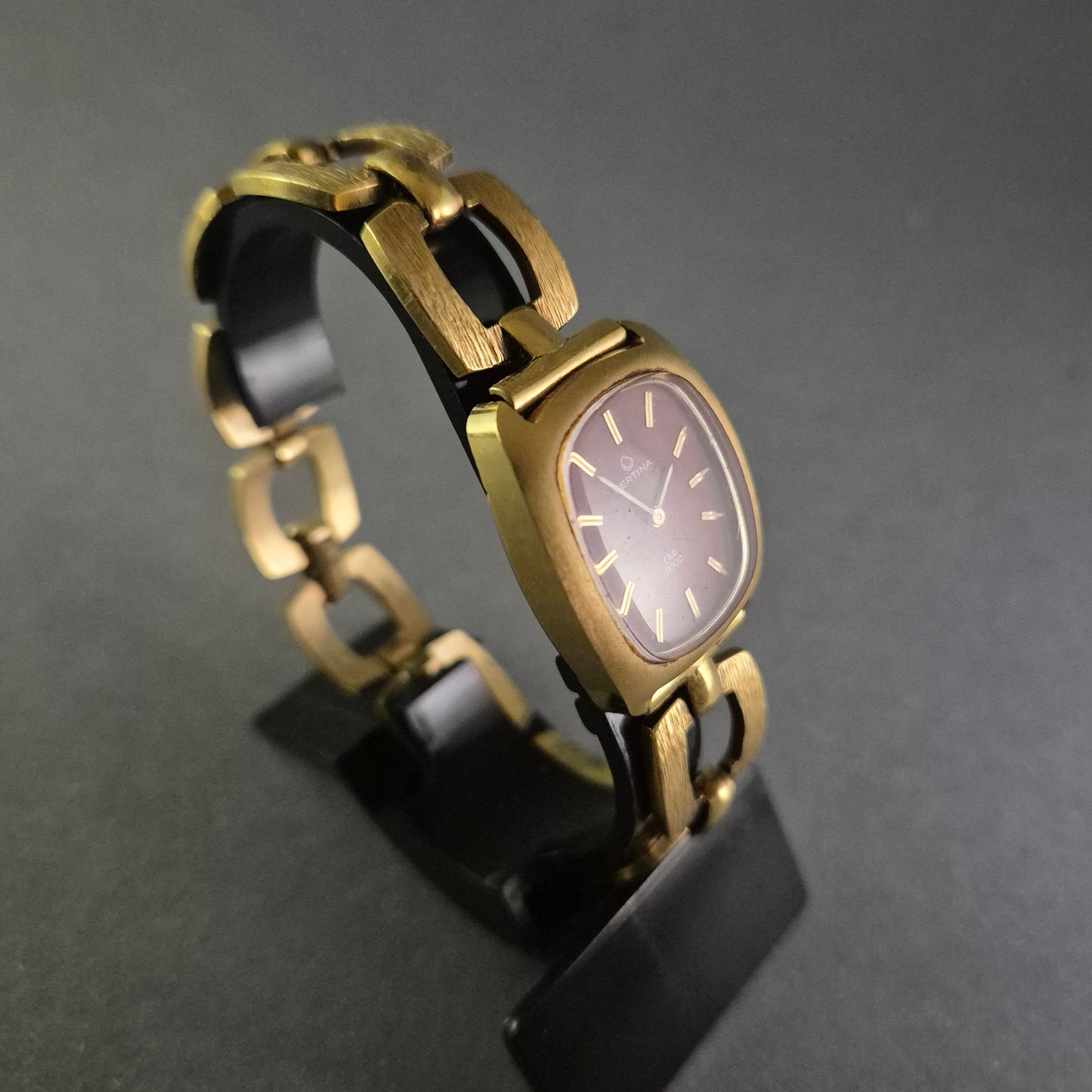 Exquisite Certina Damenarmbanduhr – Club 2000 mit Goldplattierung