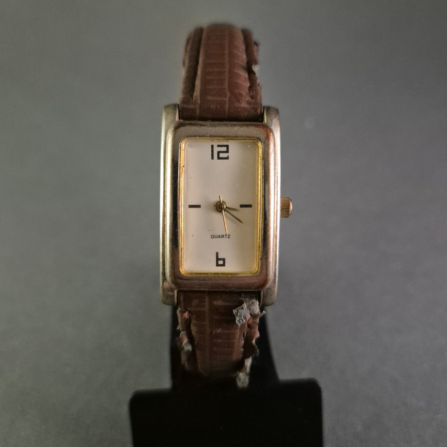 Elegante Vintage-Herrenarmbanduhr – Schlichtes Design mit rechteckigem Gehäuse