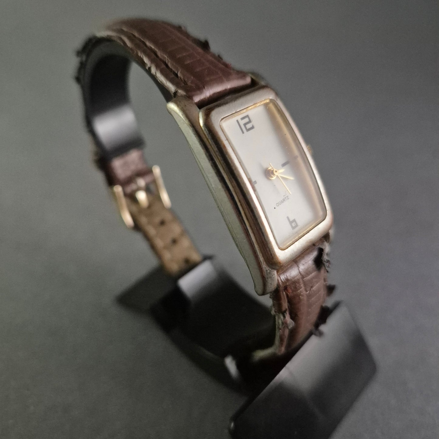 Elegante Vintage-Herrenarmbanduhr – Schlichtes Design mit rechteckigem Gehäuse