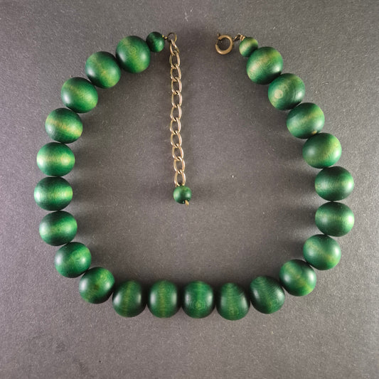 Klassische Halskette in sattem Grün – Eleganz in ihrer reinsten Form