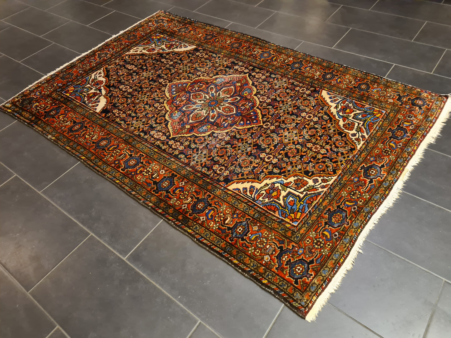 Perserteppich Orientteppich Handgeknüpfter Teppich Bachtiar 220x145cm