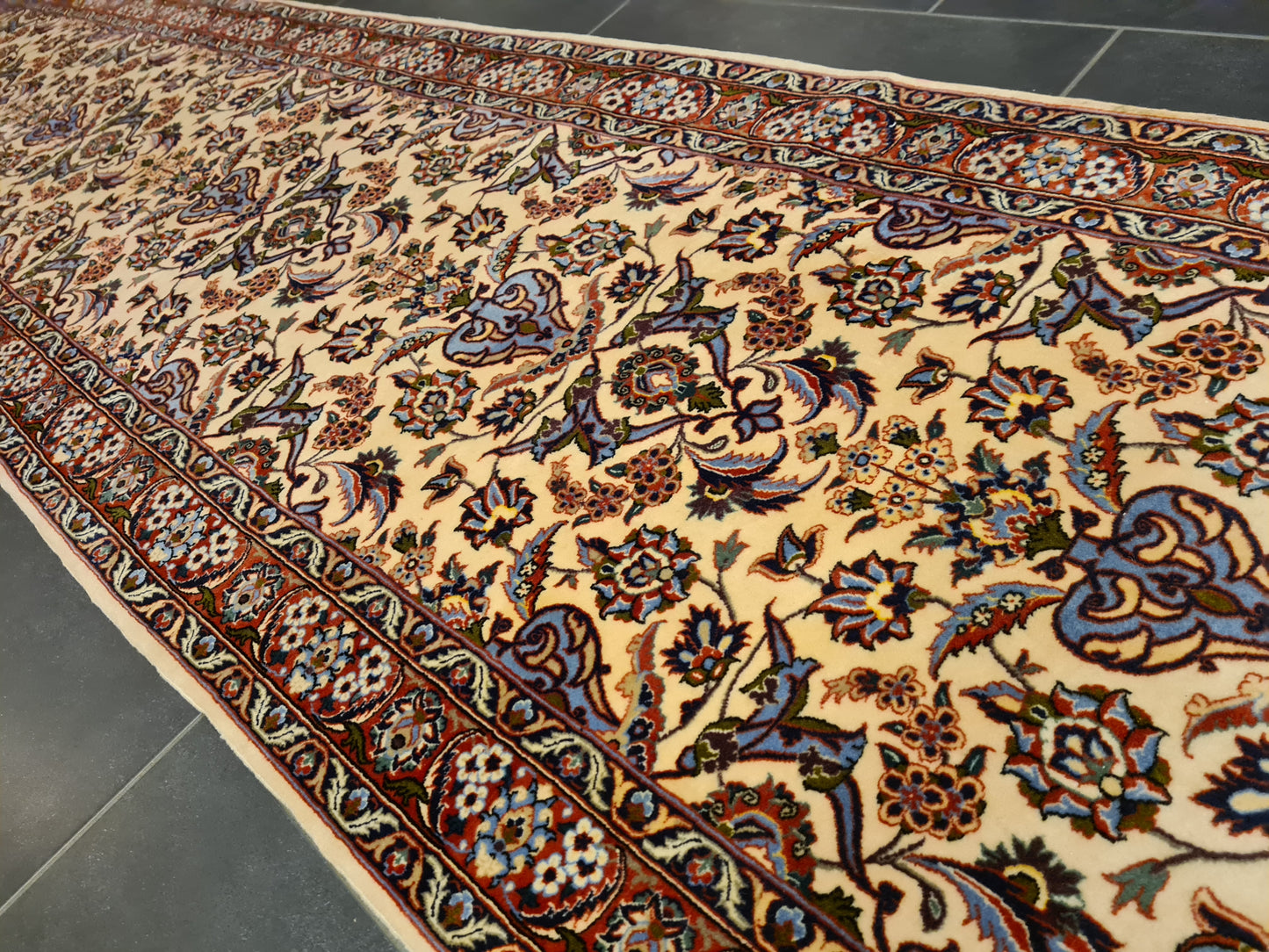 Perserteppich Orientteppich Handgeknüpfter Teppich Isfahan Läufer Seide 400x80cm