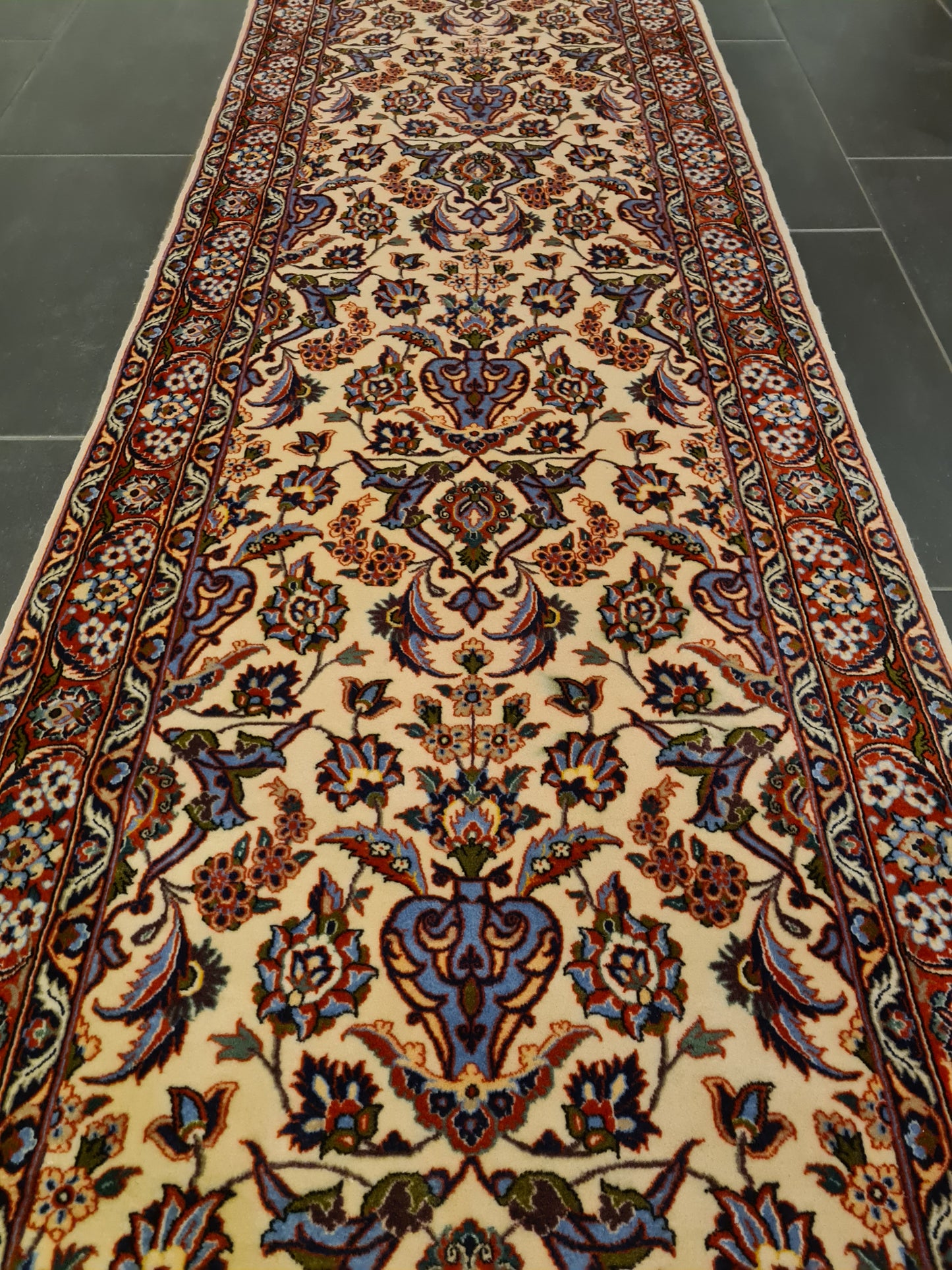 Perserteppich Orientteppich Handgeknüpfter Teppich Isfahan Läufer Seide 400x80cm