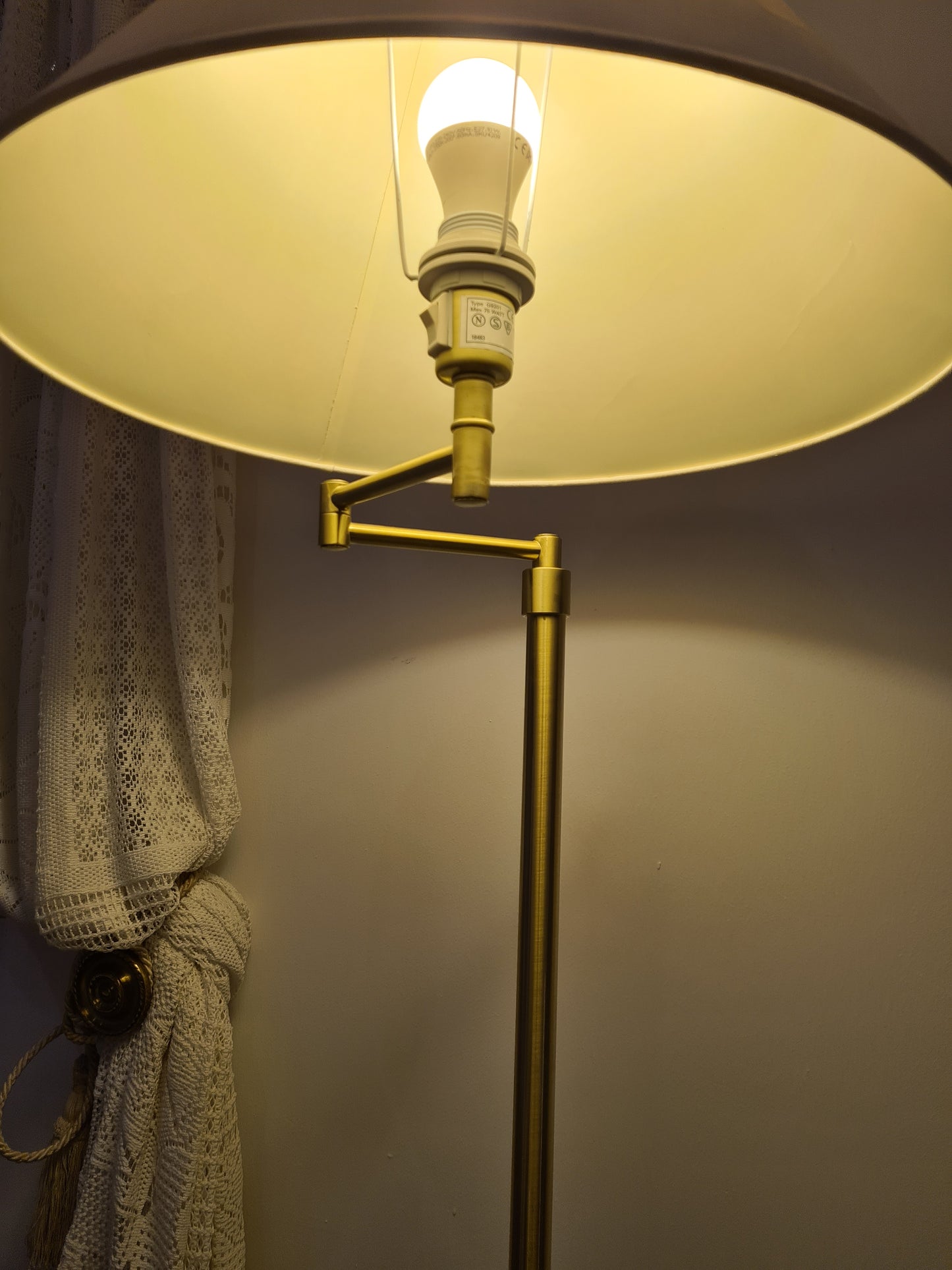 Elegante Art-Déco-Stehlampe – Gelenklampe mit Schirm Messing