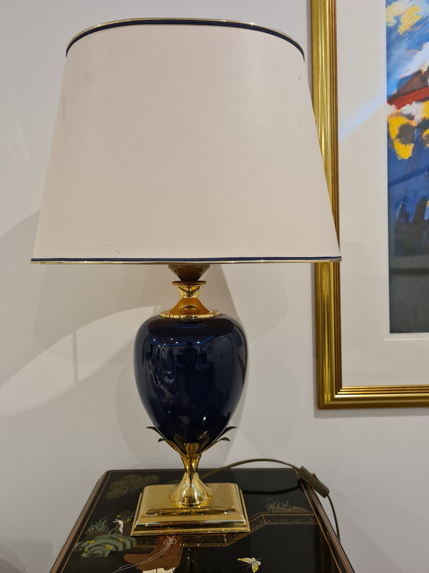 Le Dauphin Tischlampe – Porzellan Messing