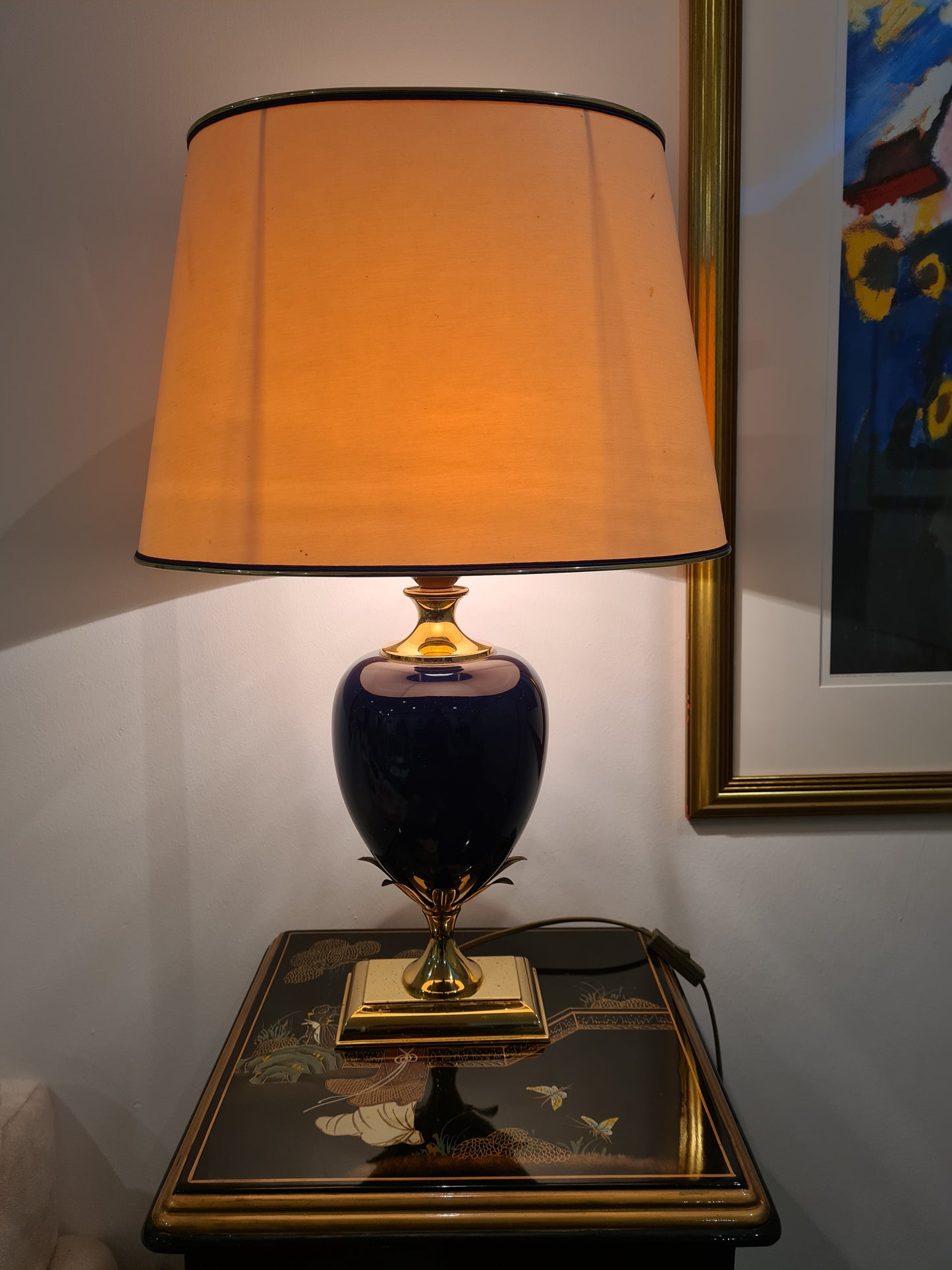 Le Dauphin Tischlampe – Porzellan Messing