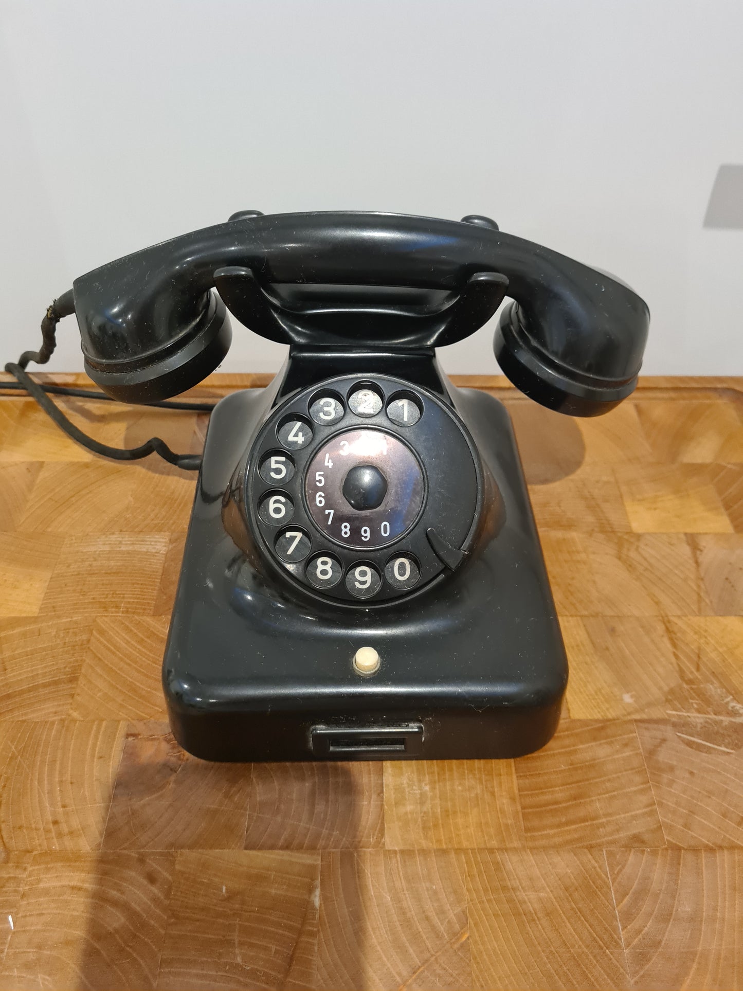 W48 m T Telefon KRONE analoger Fernsprecher vintage Bakelit schwarz