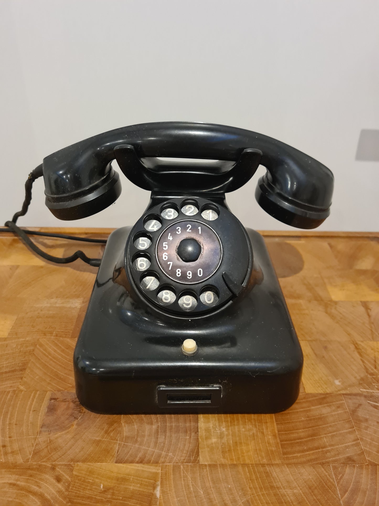 W48 m T Telefon KRONE analoger Fernsprecher vintage Bakelit schwarz