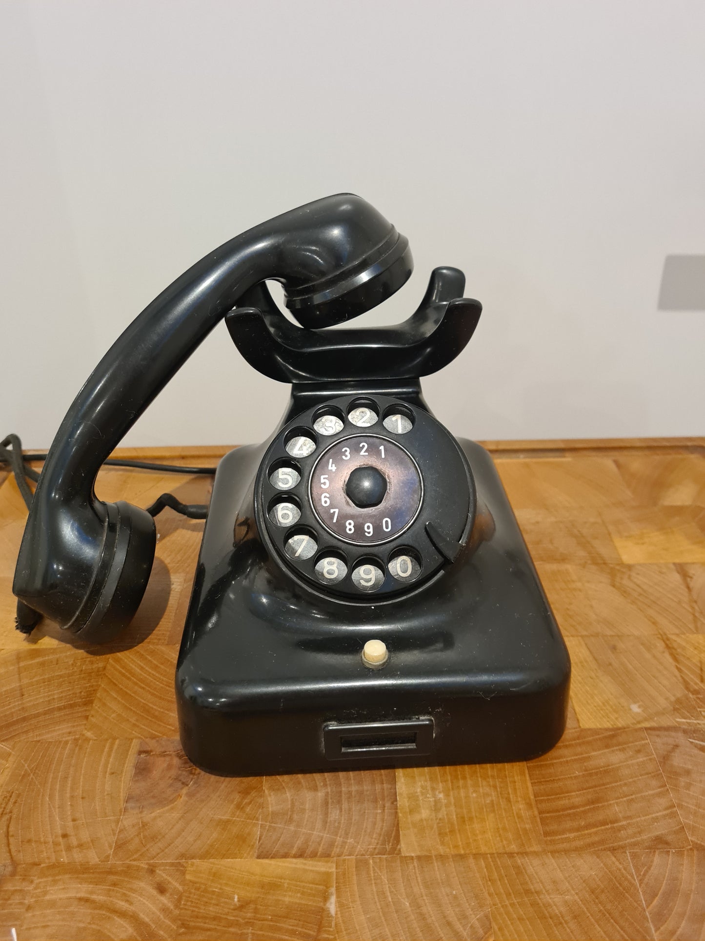 W48 m T Telefon KRONE analoger Fernsprecher vintage Bakelit schwarz