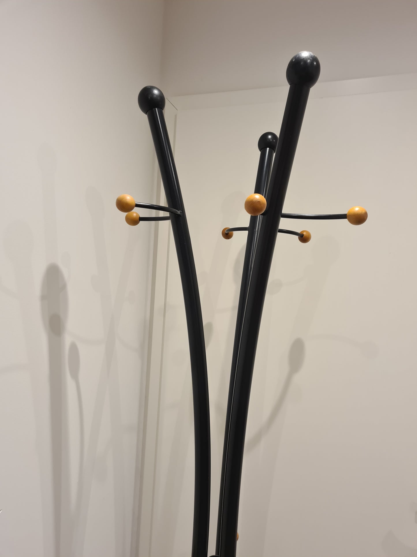 Moderne Garderobe Kleiderständer freistehend schwarz 185cm