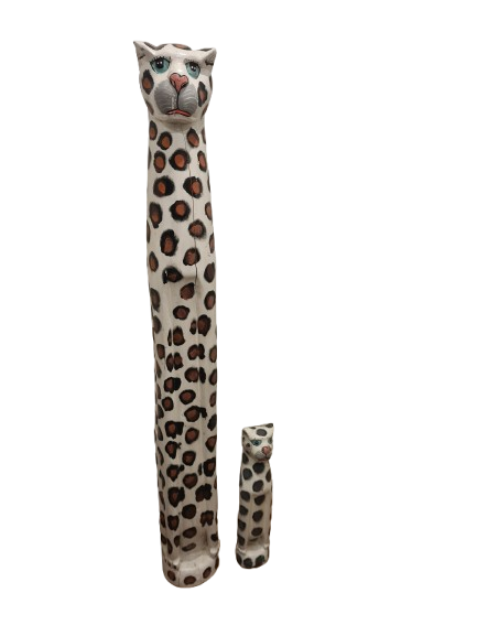 Set aus 2 handgeschnitzten und handbemalten Jaguar-Figuren aus Holz