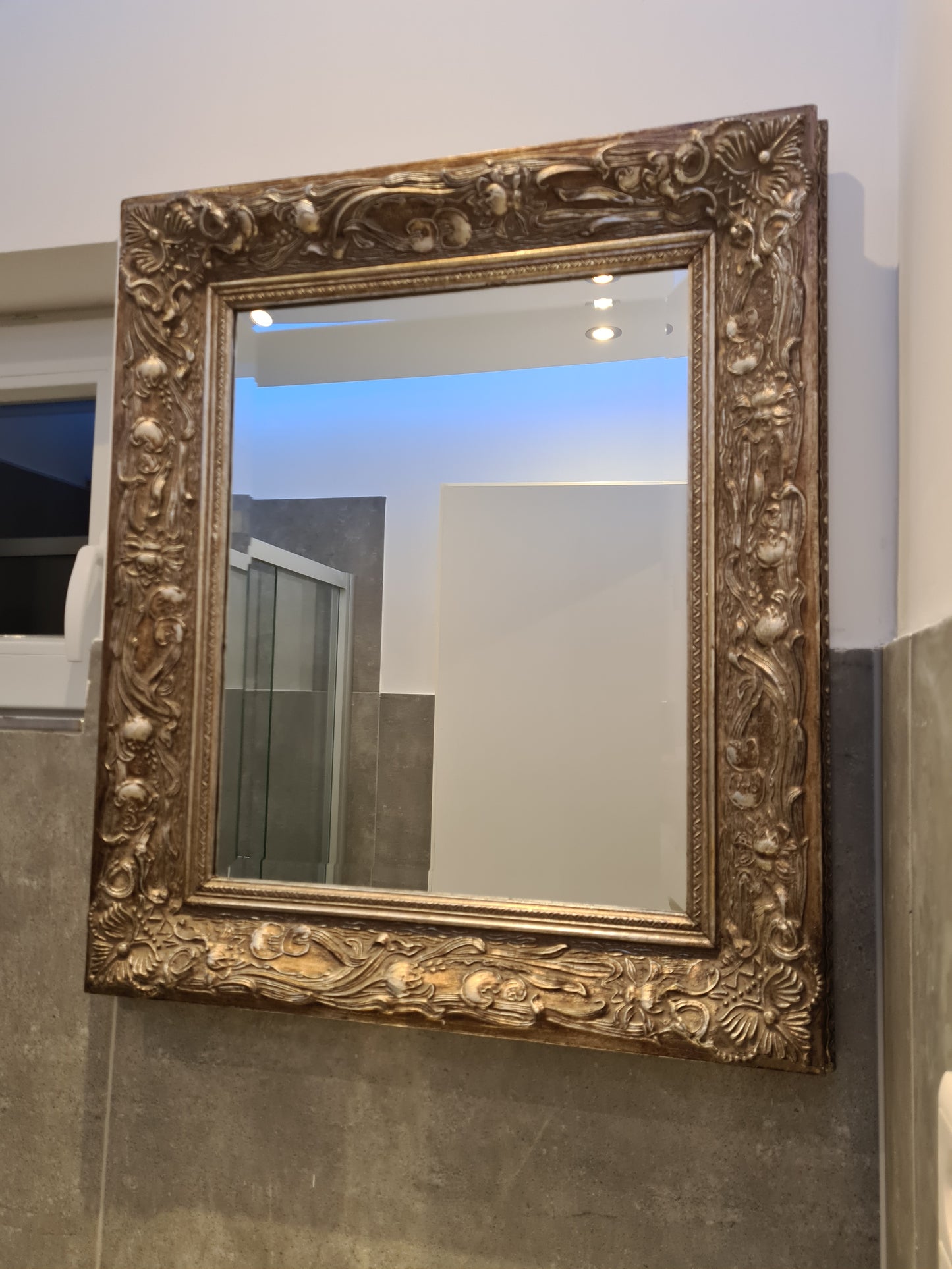 Jugendstil Spiegel mit vergoldeten Holzrahmen 70x60cm