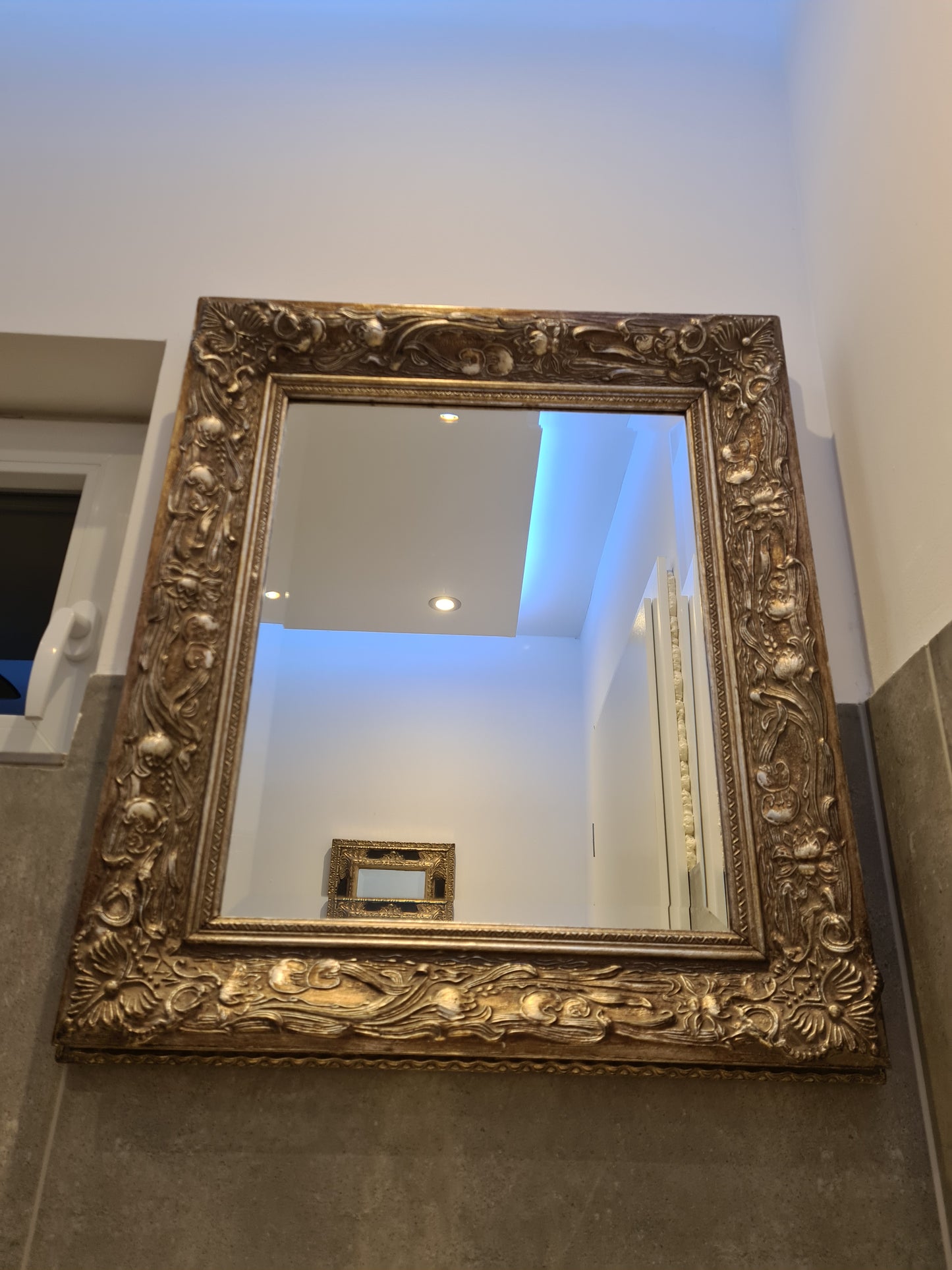 Jugendstil Spiegel mit vergoldeten Holzrahmen 70x60cm