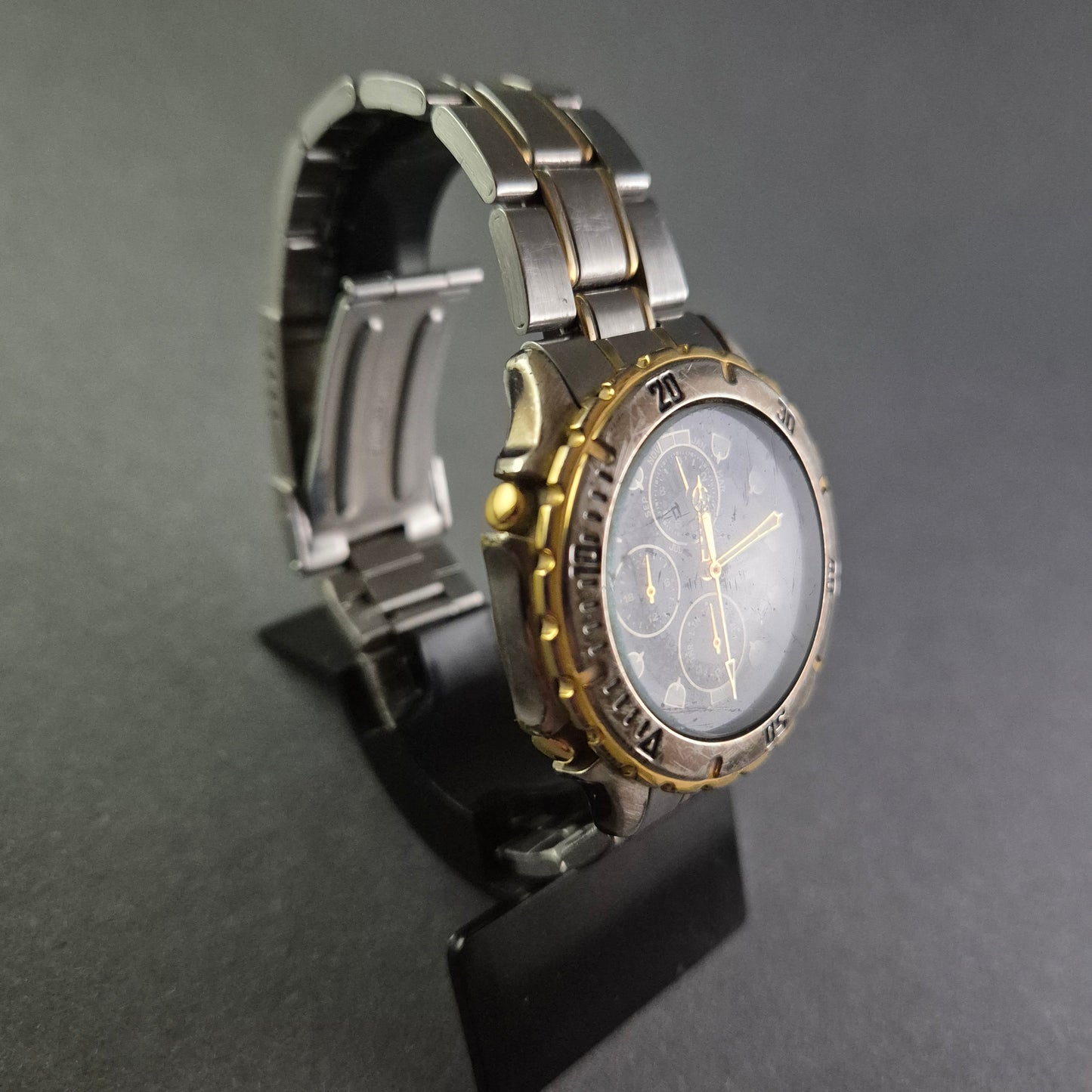 Sportliche Multifunktions-Herrenarmbanduhr – Robustes Design mit Chronograph