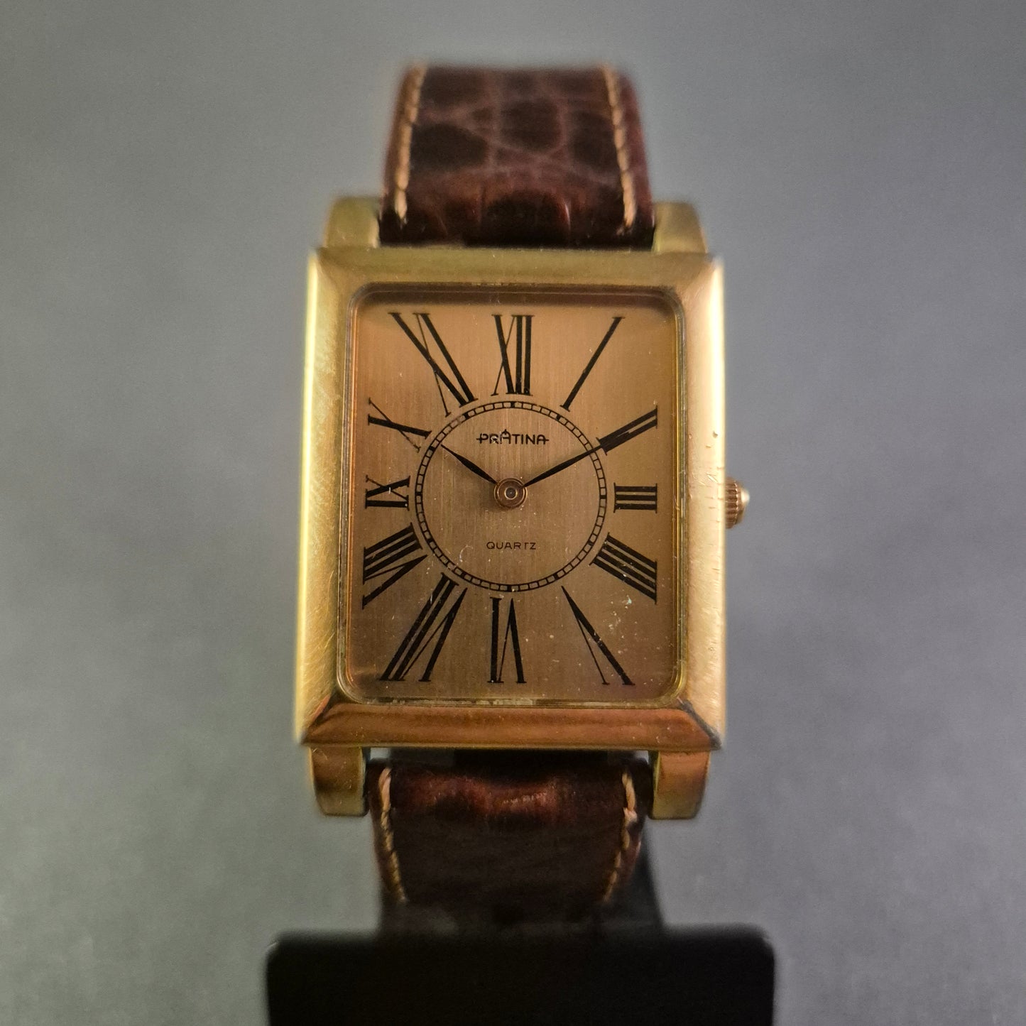 Klassische Prätina Herrenarmbanduhr – Eleganz im rechteckigen Design