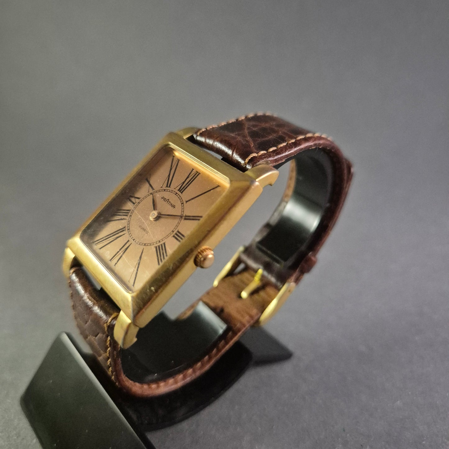 Klassische Prätina Herrenarmbanduhr – Eleganz im rechteckigen Design