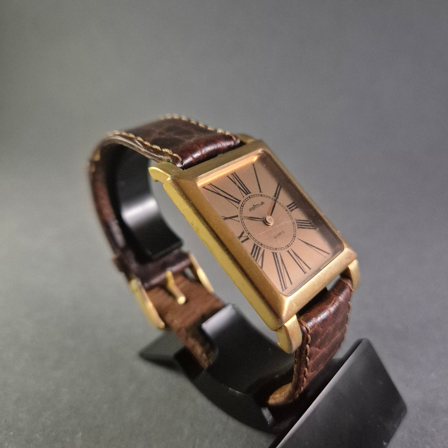 Klassische Prätina Herrenarmbanduhr – Eleganz im rechteckigen Design