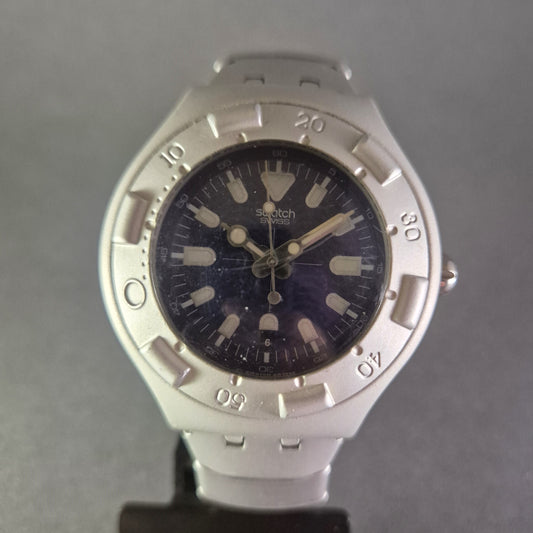 Swatch Herrenarmbanduhr – Sportliches Design mit Chronographen-Funktion