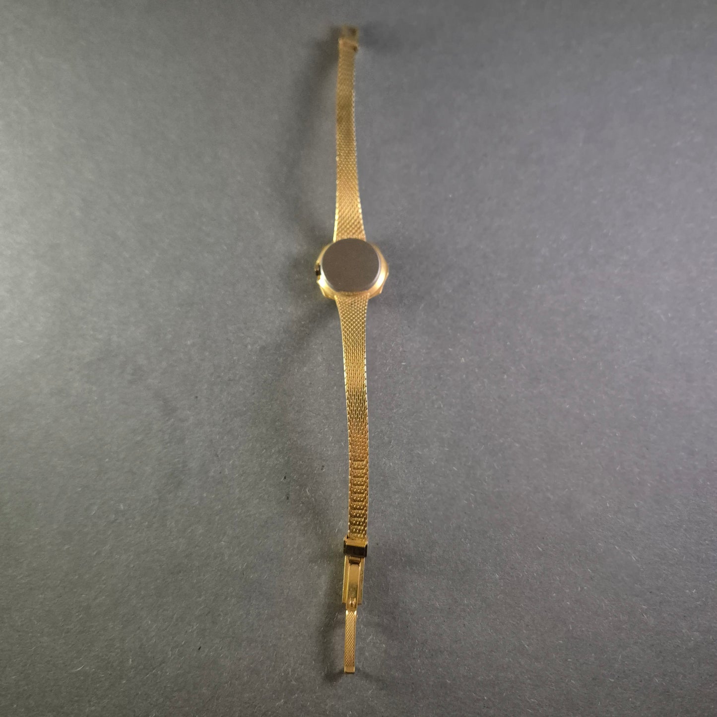 Elegante Heika Damenuhr – Schlichtes Design in Goldoptik