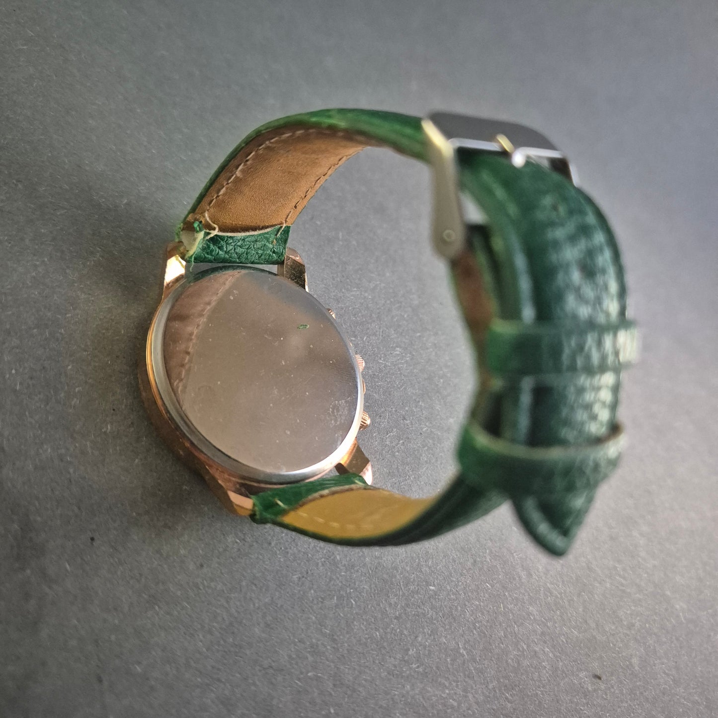 Stilvolle Geneva Damenarmbanduhr – Eleganz in Grün und Roségold