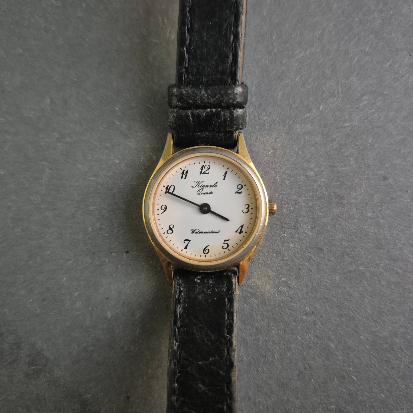 Klassische Kienzle Damenuhr – Schlichte Eleganz mit Vintage-Charme