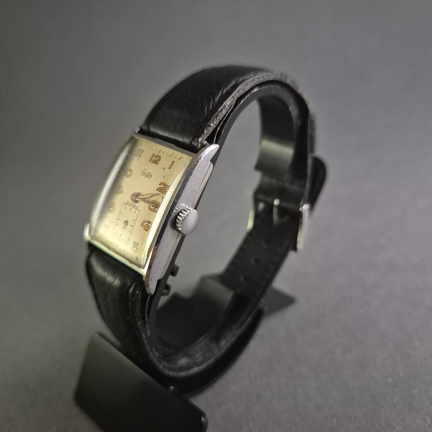 Elegante Exita Herrenarmbanduhr – Klassisches Design mit Lederarmband