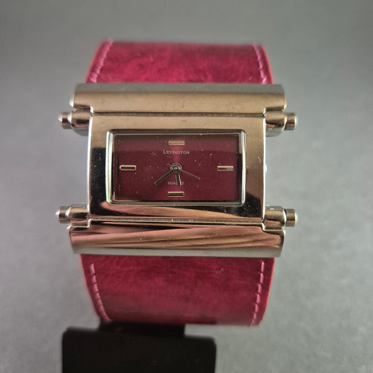 Modische Lexington Damenarmbanduhr – Eleganz in Rot