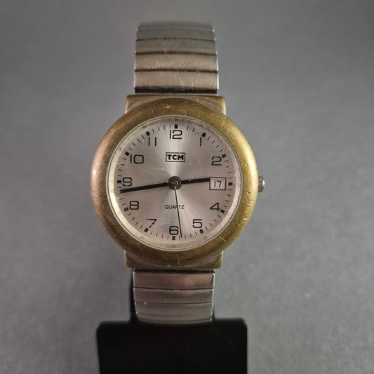 Klassische TCM Herrenarmbanduhr – Robustes Design für den Alltag