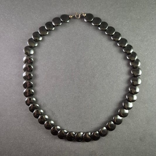 Elegante Hämatit-Halskette – Zeitloser Glanz für jeden Anlass