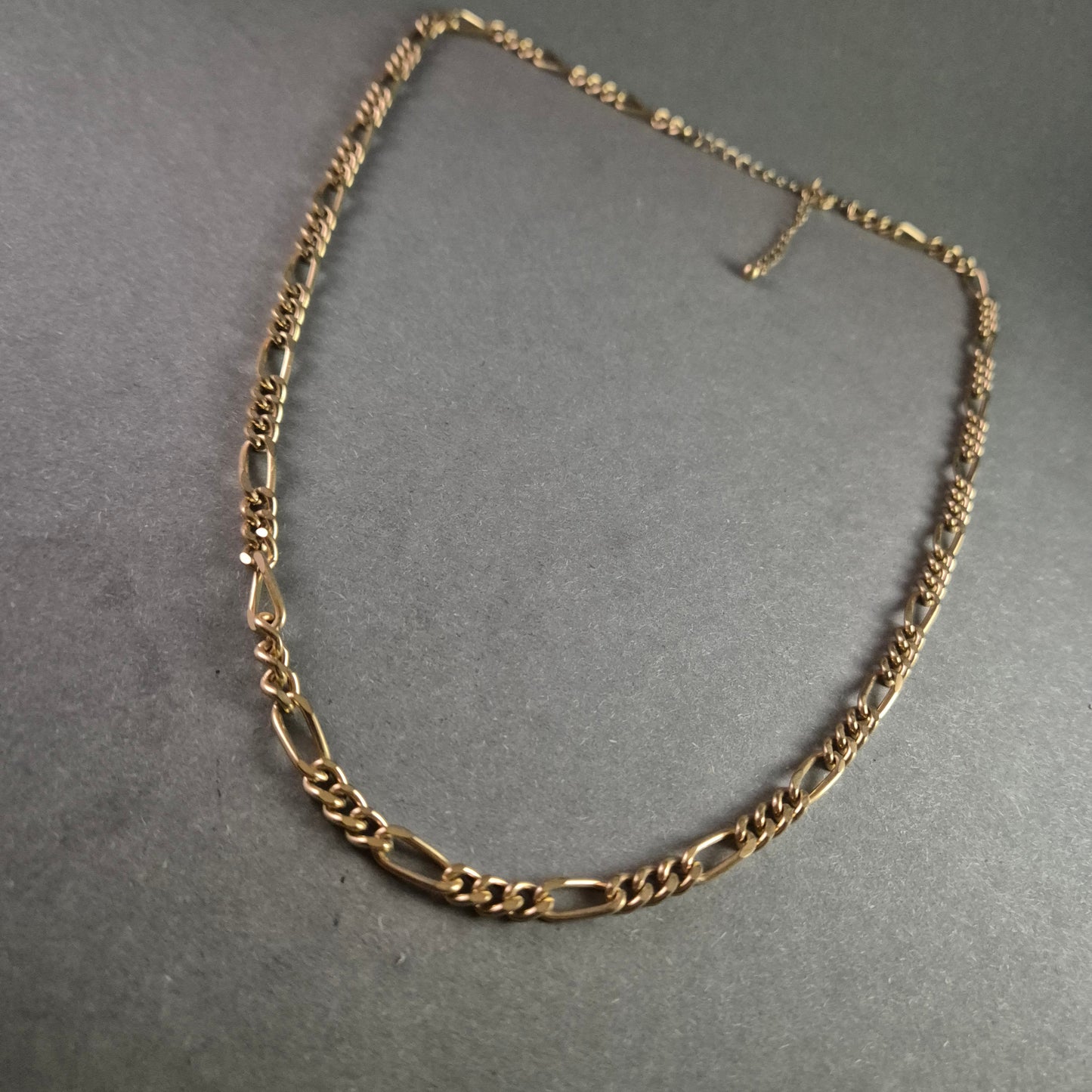 Klassische Halskette im Figaromuster – Zeitlose Eleganz