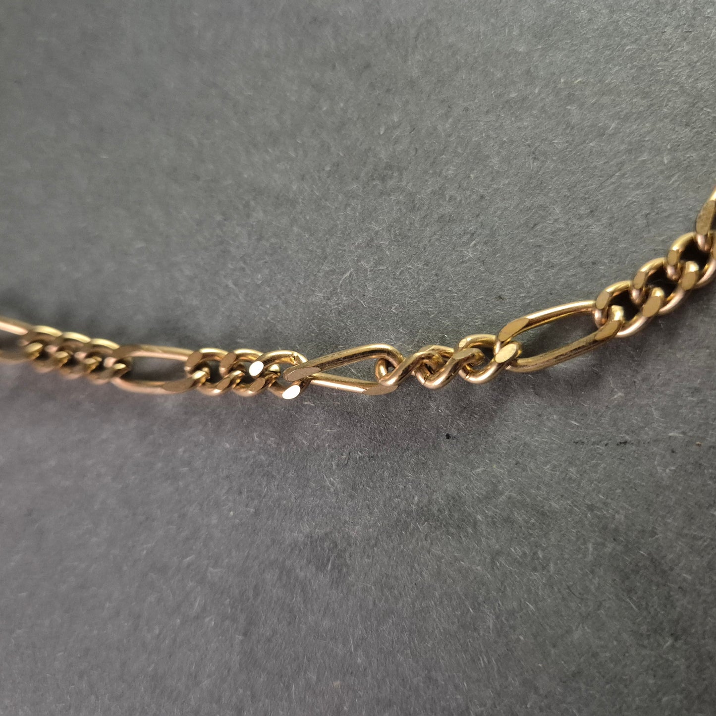 Klassische Halskette im Figaromuster – Zeitlose Eleganz