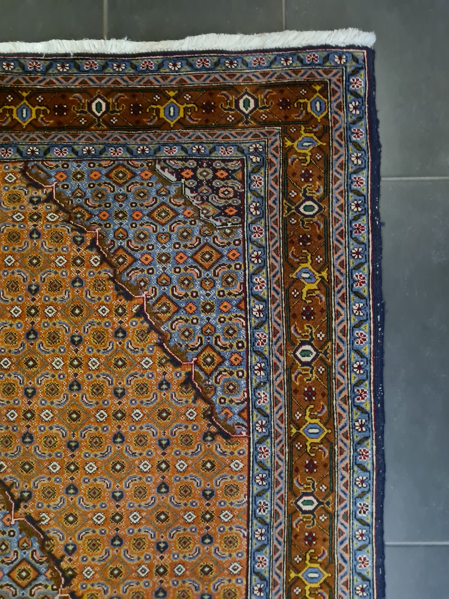 Königlicher Hochwertiger Handgeknüpfter Perserteppich Täbris 203x143cm