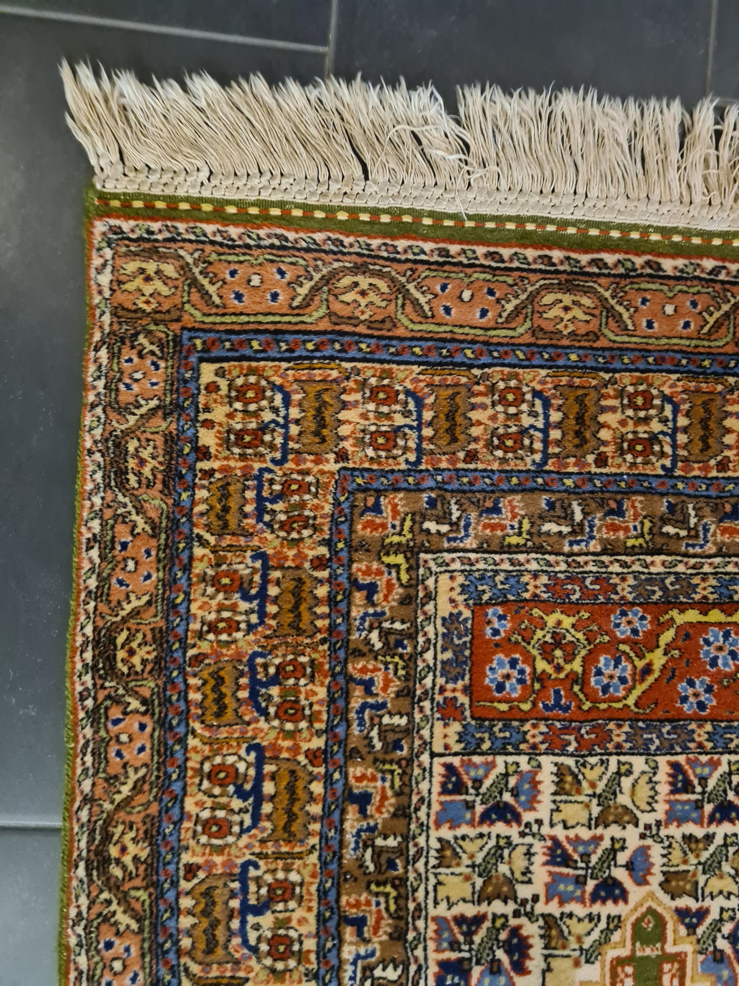Seidenteppich Orientteppich Handgeknüpfter Teppich Kayseri Mihrab 160x91cm