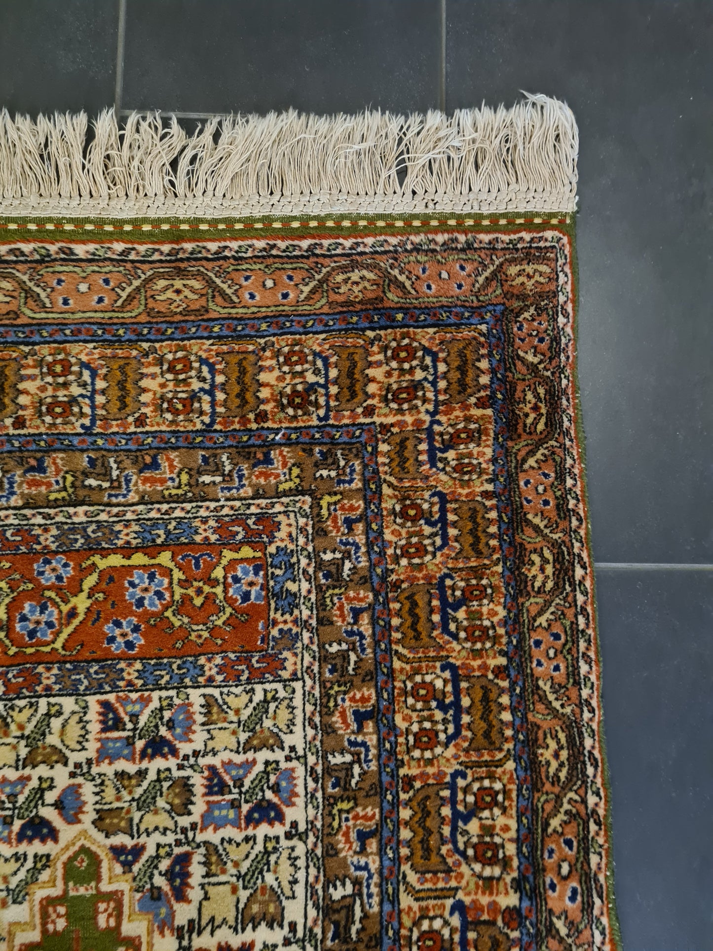 Seidenteppich Orientteppich Handgeknüpfter Teppich Kayseri Mihrab 160x91cm