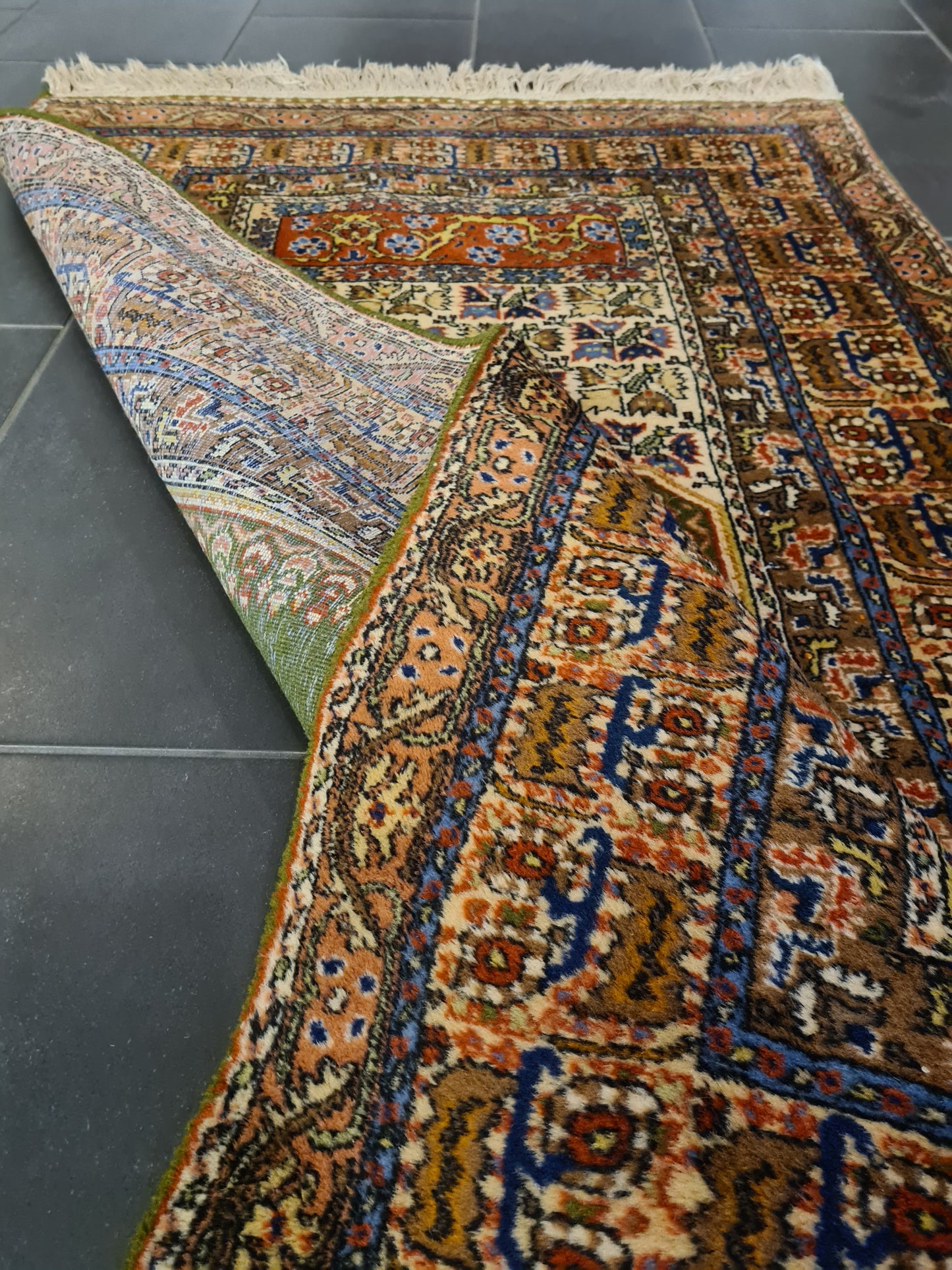 Seidenteppich Orientteppich Handgeknüpfter Teppich Kayseri Mihrab 160x91cm