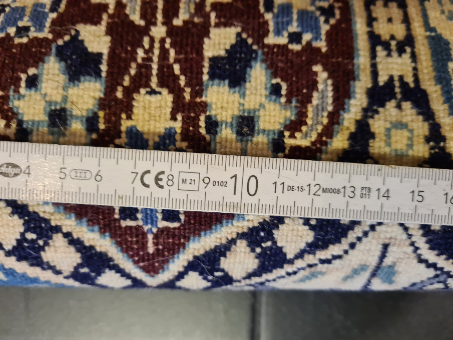 Perserteppich Orientteppich Handgeknüpfter Teppich Nain mit Seide 133x94cm