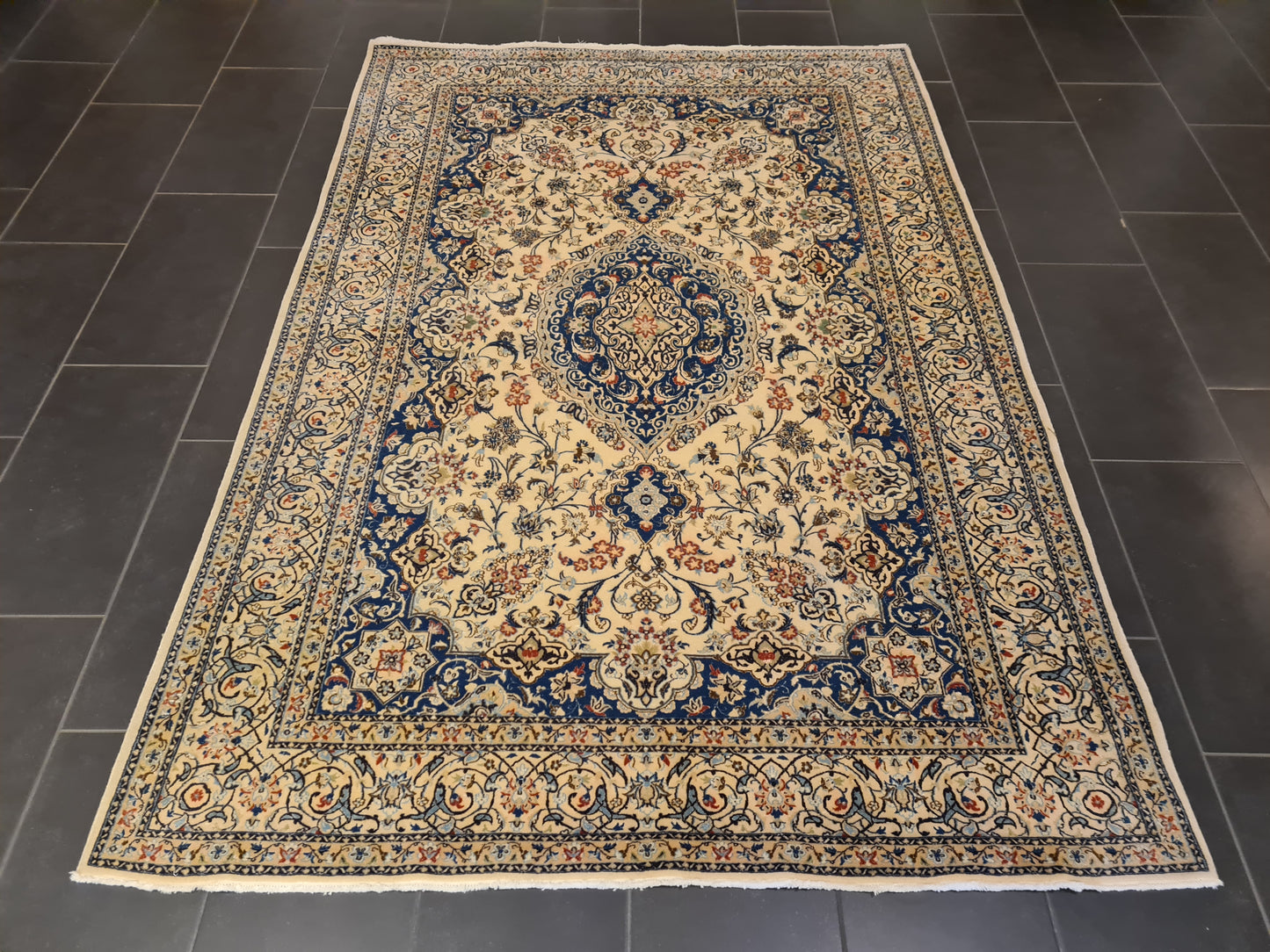 Perser Orientteppich Handgeknüpft Teppich Nain Habibian 238x164cm