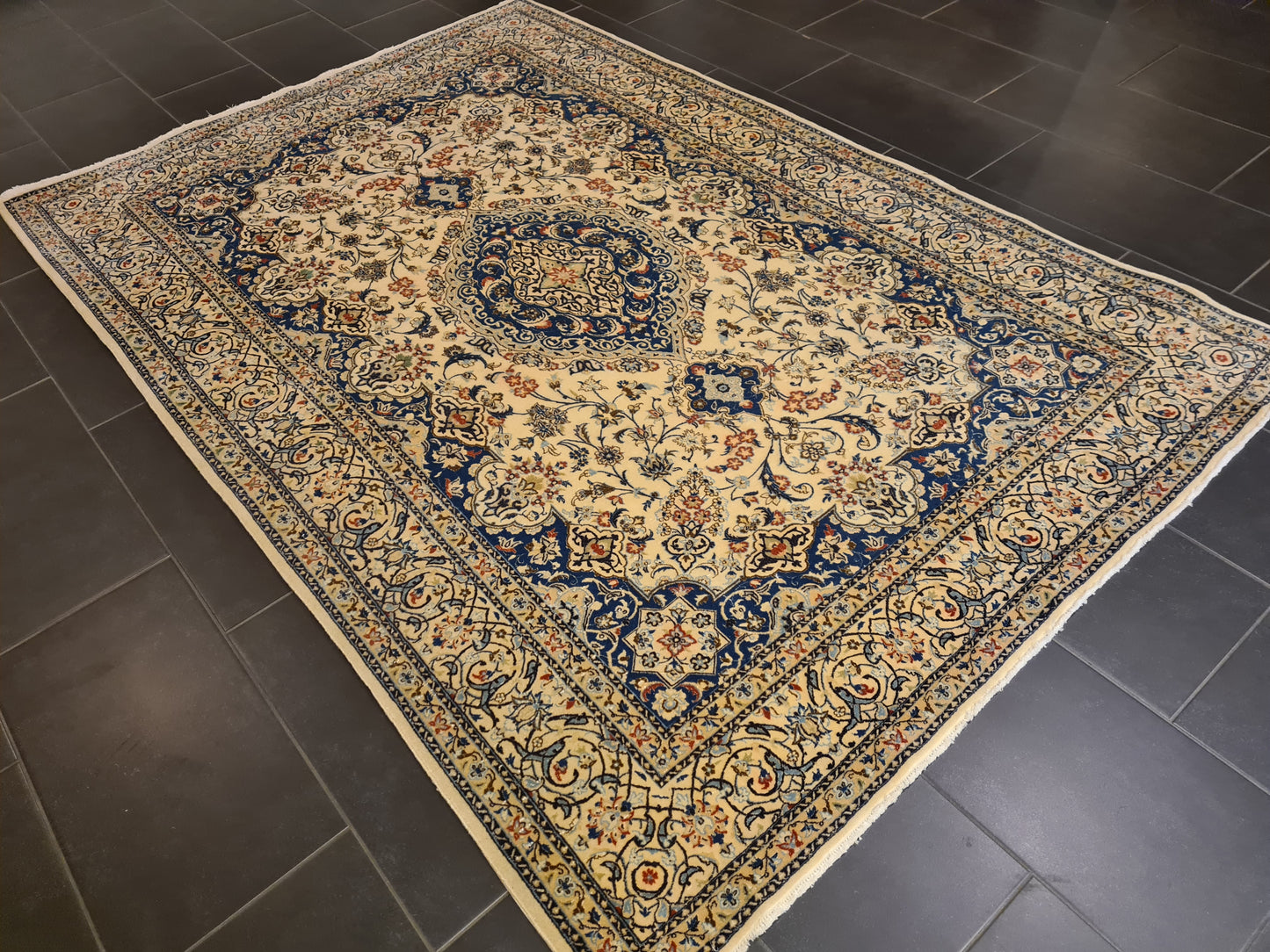 Perser Orientteppich Handgeknüpft Teppich Nain Habibian 238x164cm
