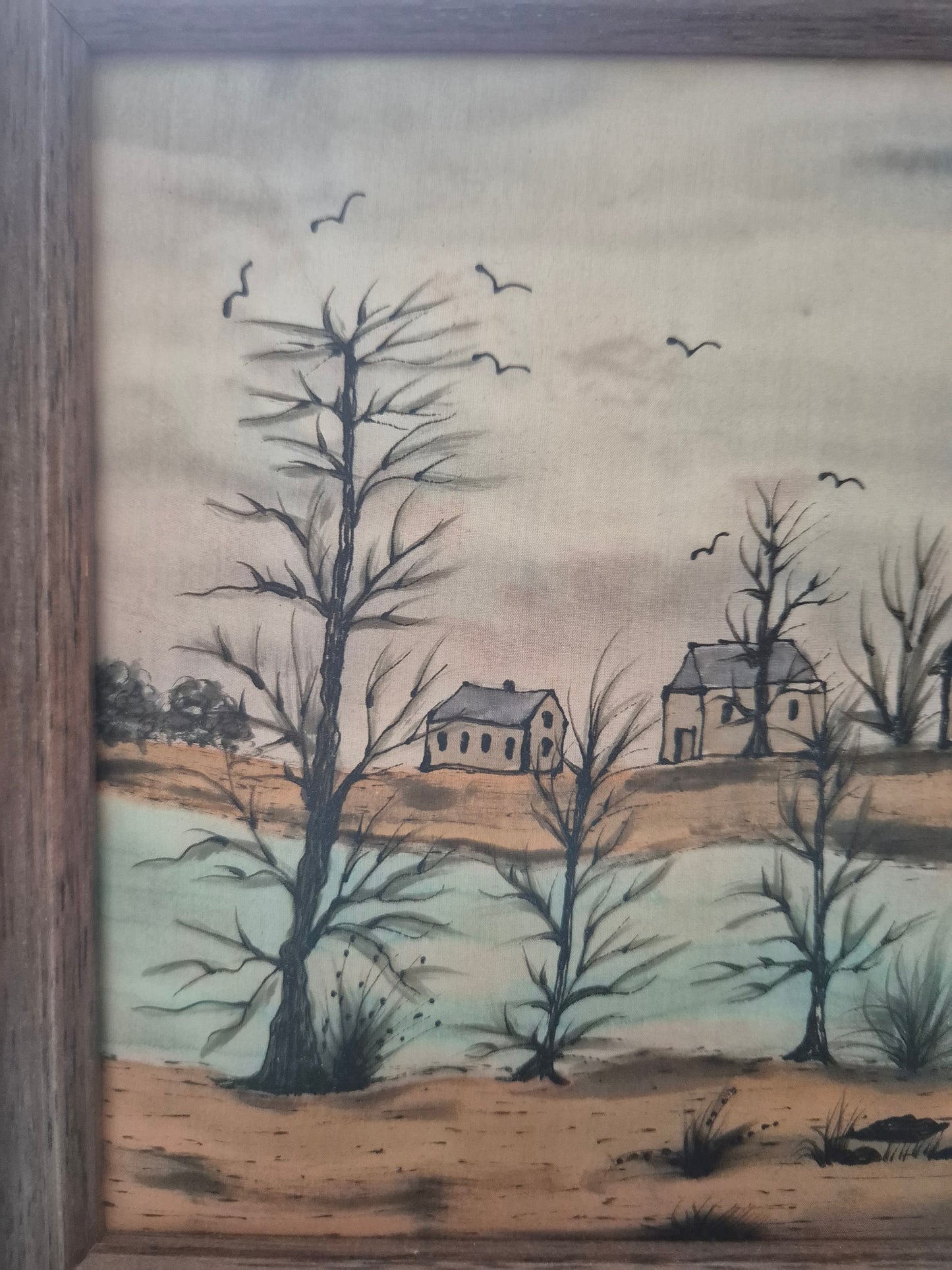 Maria Krah (XX) Seidenmalerei Naive Landschaft mit Häusern 19x24cm