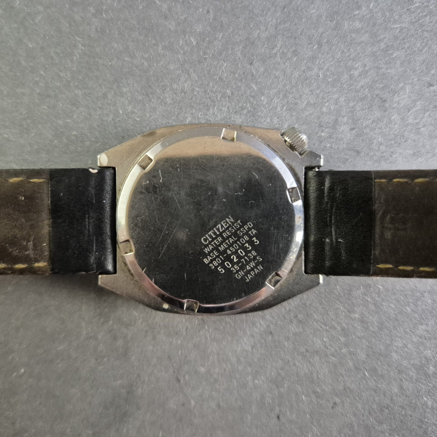 Vintage Citizen Herrenarmbanduhr – Klassischer Look mit Lederarmband