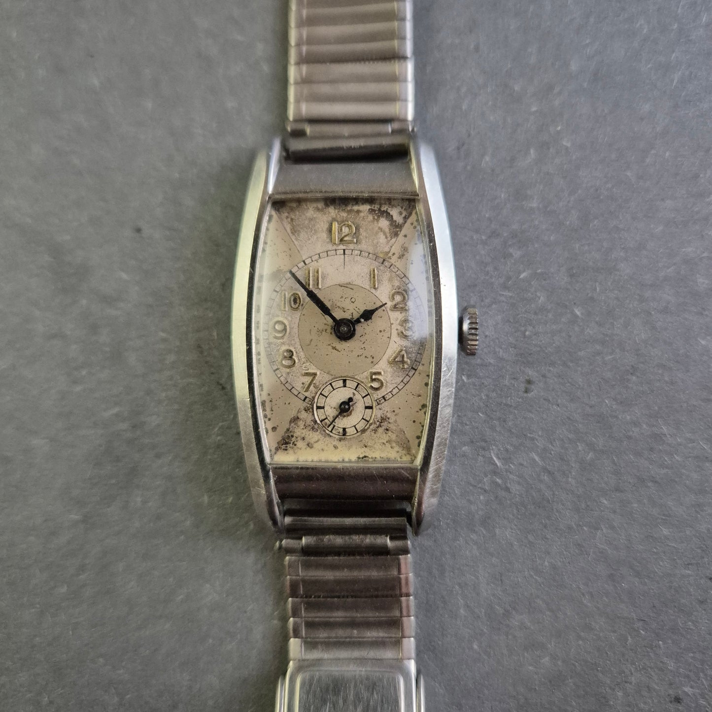 Laco Vintage Herrenarmbanduhr – Eleganter Zeitmesser mit Edelstahlarmband