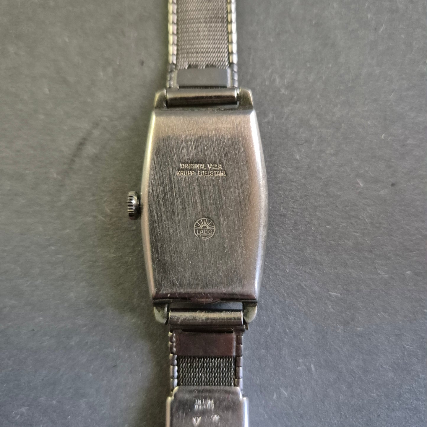 Laco Vintage Herrenarmbanduhr – Eleganter Zeitmesser mit Edelstahlarmband