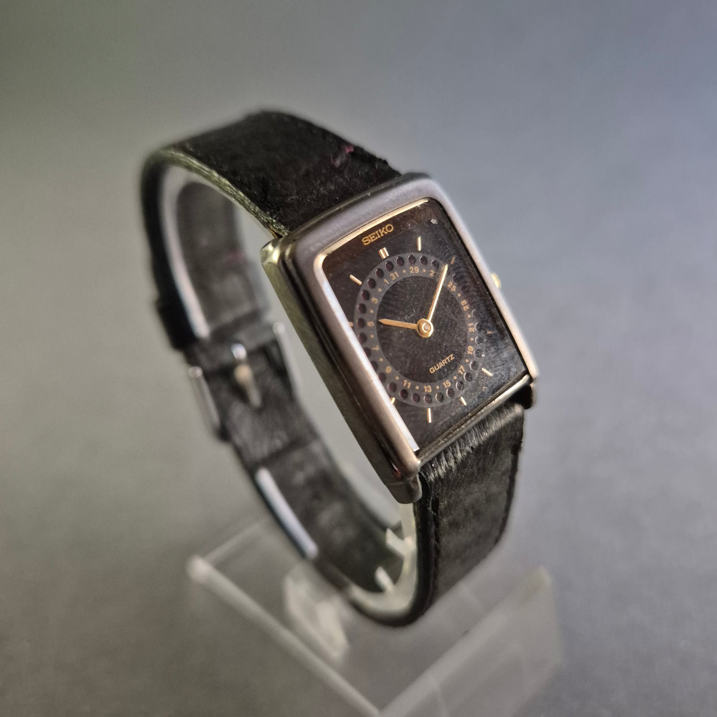 Seiko Vintage Herrenarmbanduhr – Elegantes Design mit einzigartigem Zifferblatt