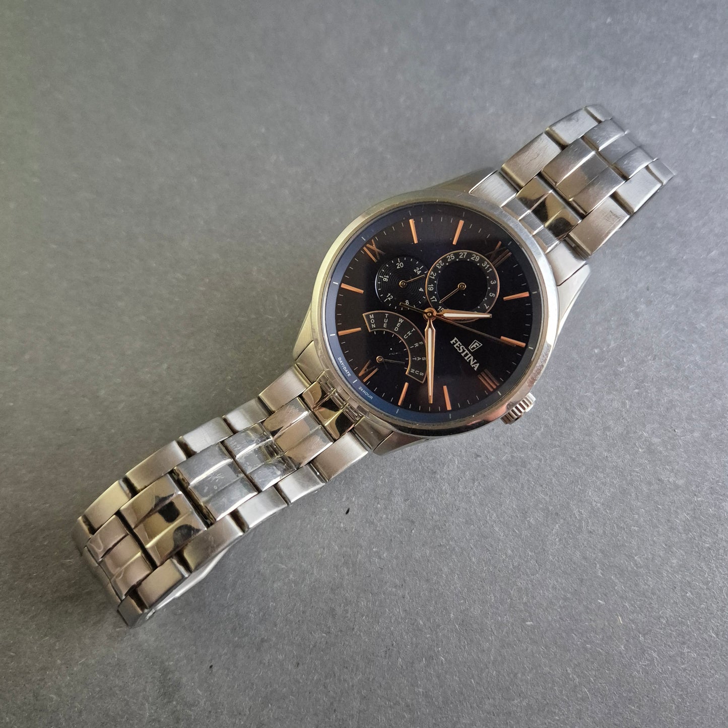 Elegante Festina Herrenarmbanduhr – Multifunktionszifferblatt